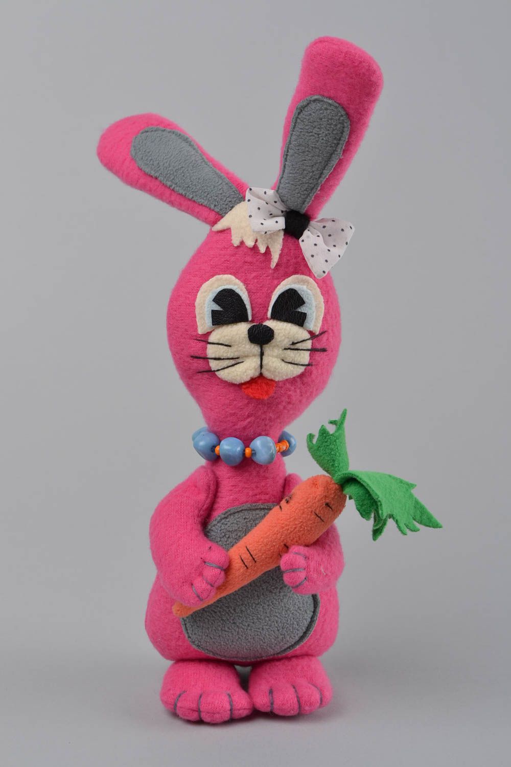 Мягкая игрушка ручной работы заяц розовый из флиса детская авторского дизайна фото 1