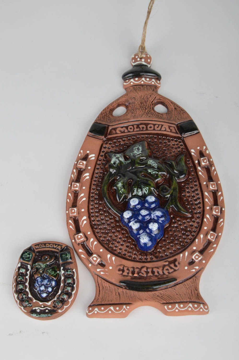 Handmade ceramic wall panel and fridge magnet gift set 2 pieces Horseshoes photo 5