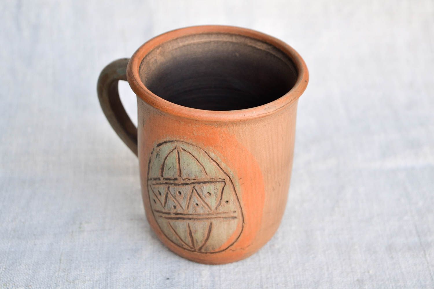 Tasse en argile faite main Mug marron à motifs 25 cl Vaisselle originale photo 3
