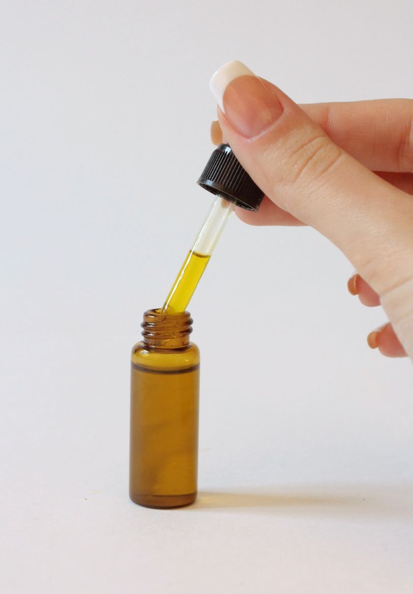 Natural oil for skin around eyes photo 4