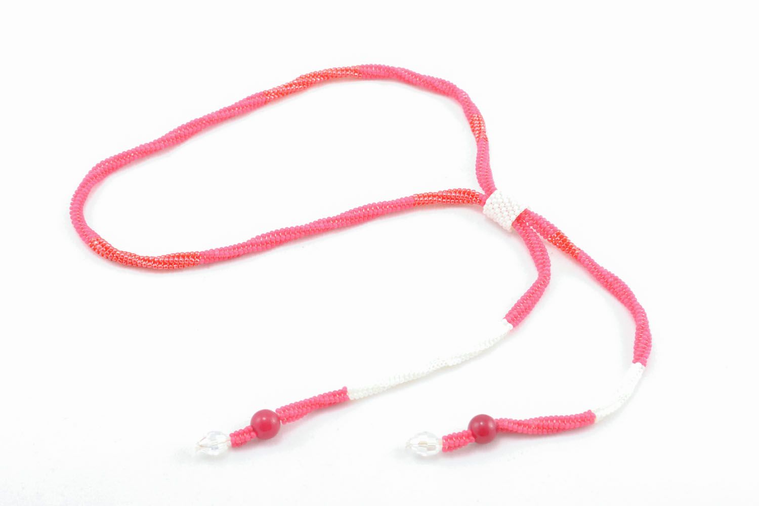 Колье-жгут из бисера Красный шнурок фото 1