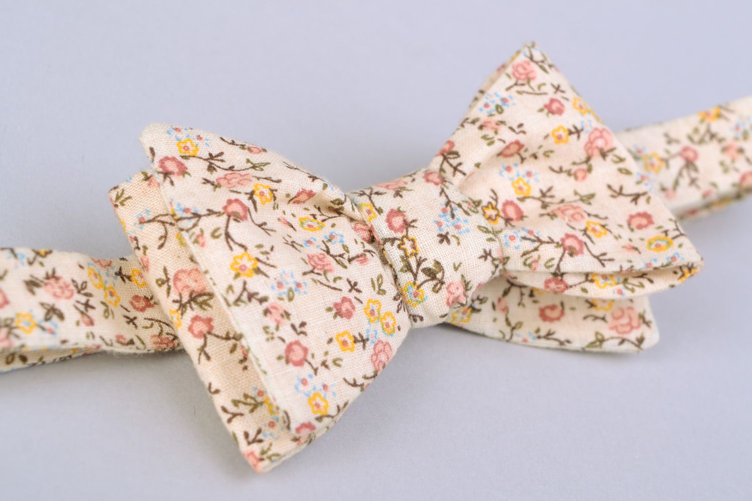 Handmade fabric bow tie Roses photo 5