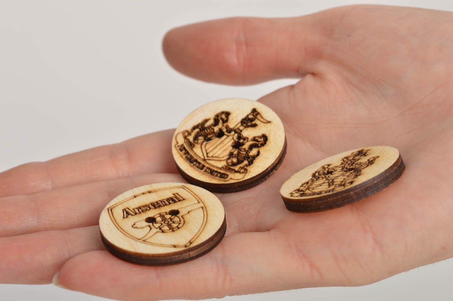 Botones de madera artesanales regalo original accesorios de moda para mujer foto 2