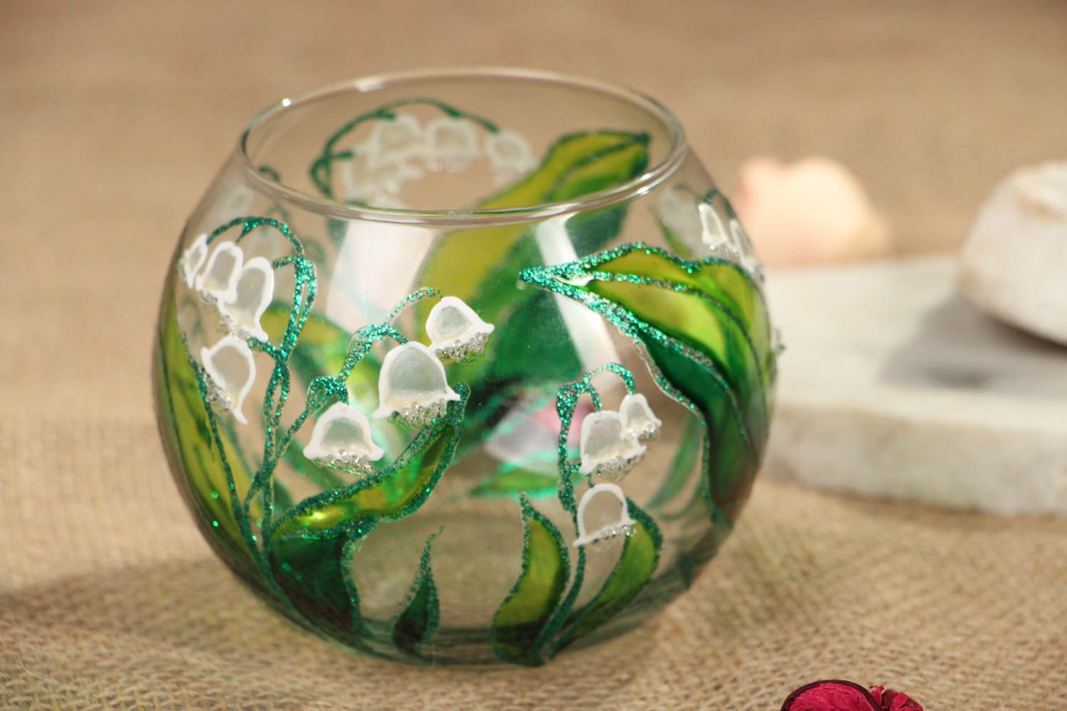 Handgemachter Teelichthalter aus Glas, Maiglöckchen foto 4