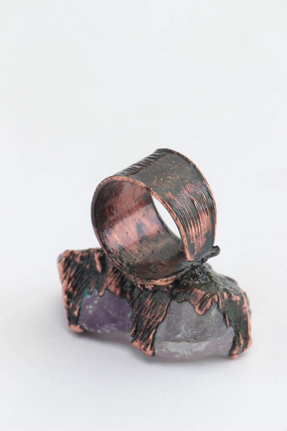 Handgemachter schöner Kupfer Ring mit Amethyst mit regulierbarer Größe für Damen foto 4