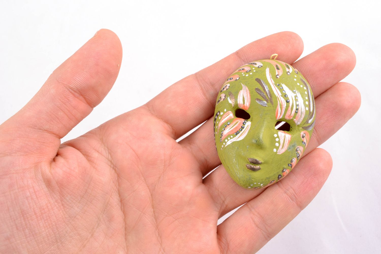 Green small souvenir clay interior mask photo 2
