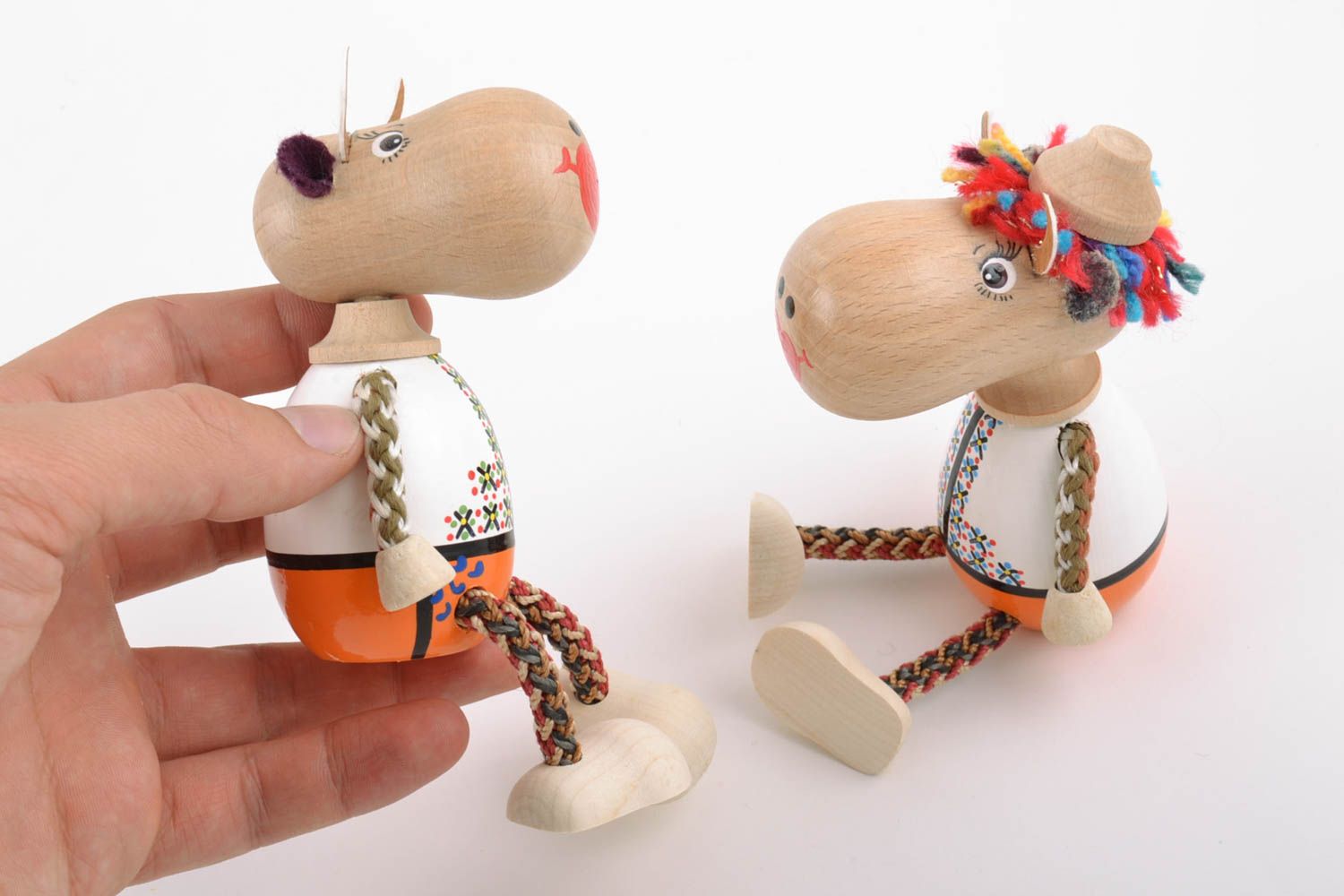 Öko Holz Spielzeuge Set künstlerische Kuh und Ochse mit Bemalung handgefertigt  foto 2