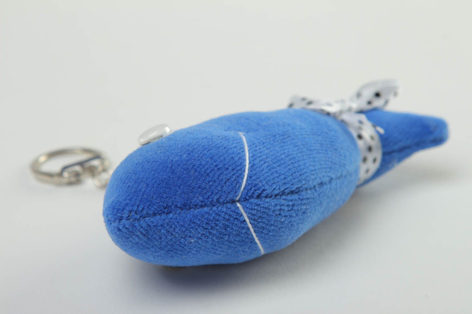 Porte-clé peluche poisson Porte-clef fait main bleu velours Accessoire pour clé photo 3