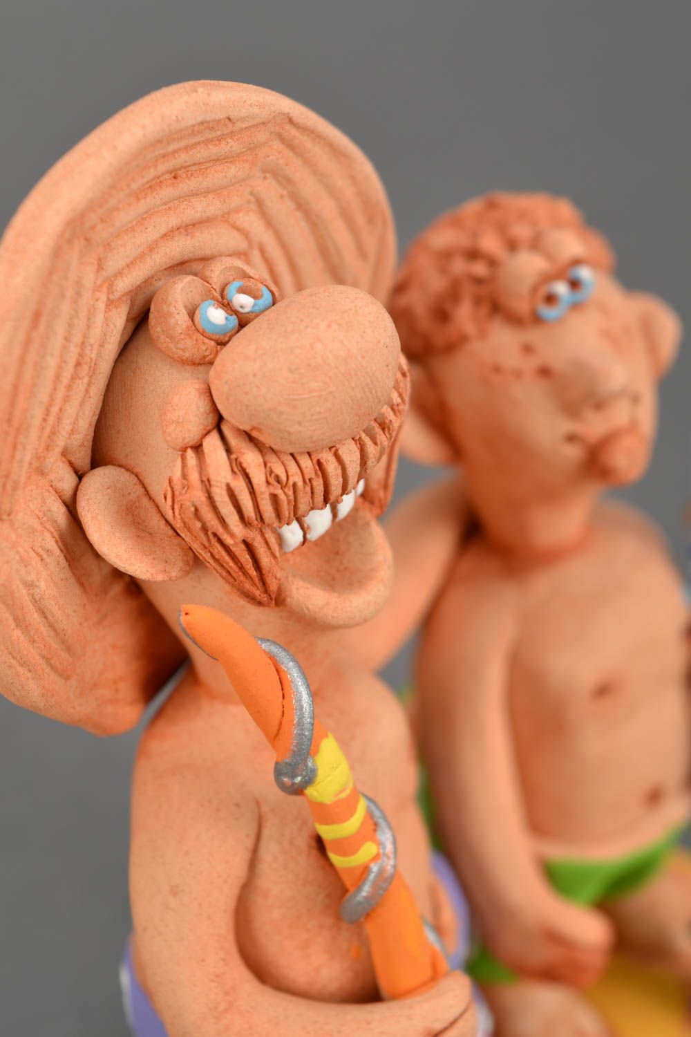 Handmade Figurine aus Ton foto 4