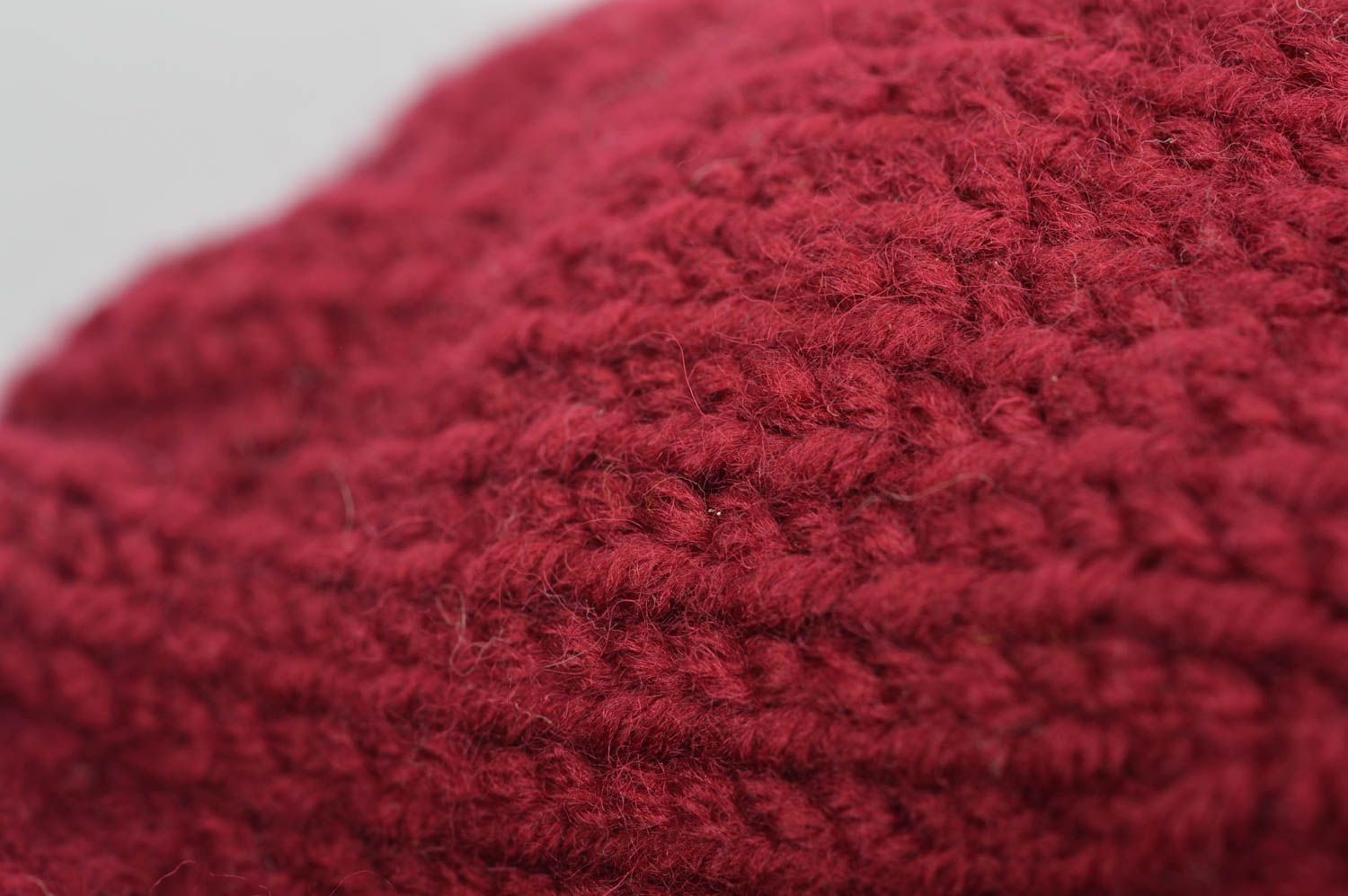 Bonnet tricot fait main Bonnet enfant rouge avec pompon Vêtement enfant photo 4
