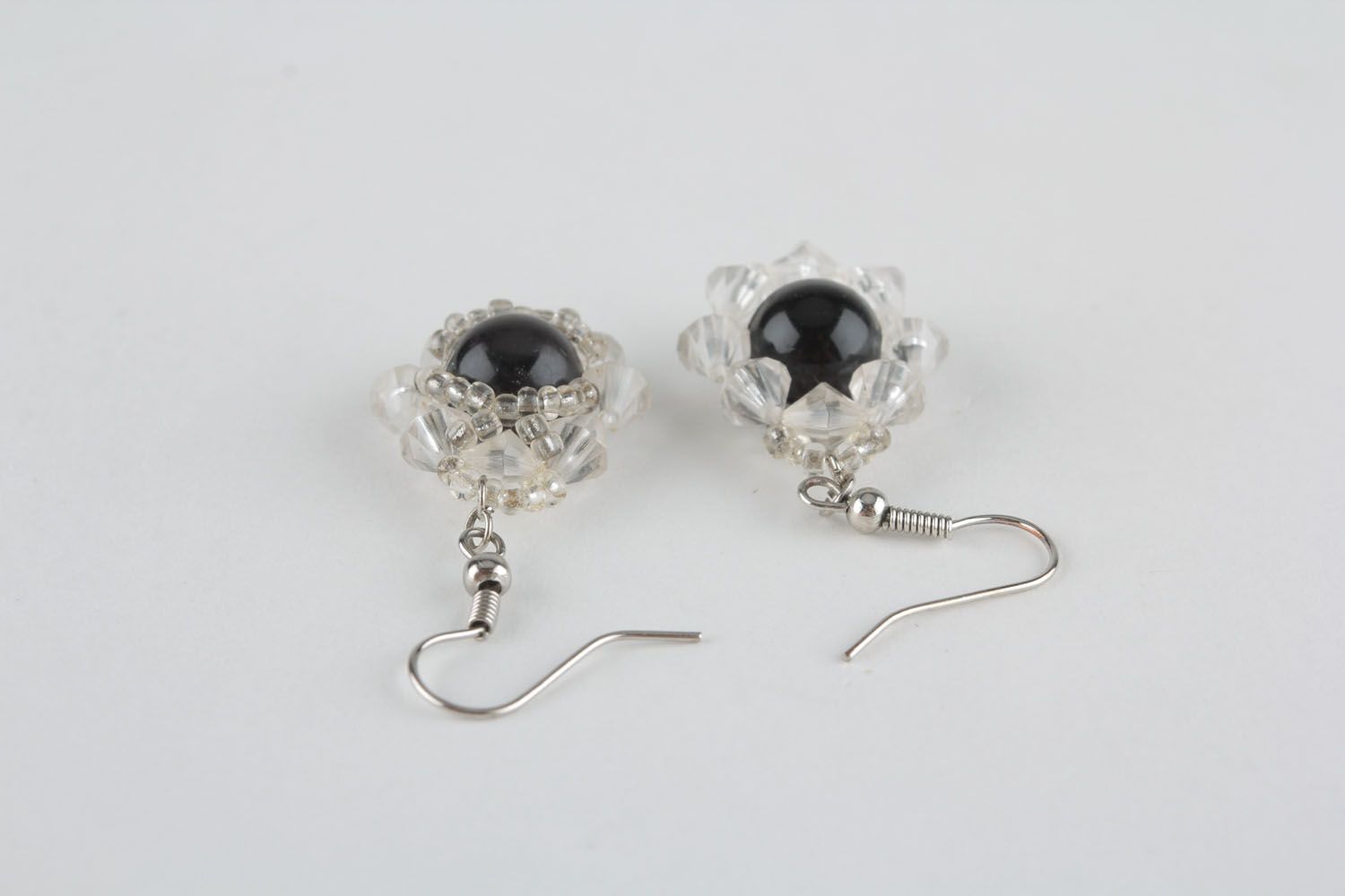 Ohrringe aus Glasperlen Schwarze Perle foto 1