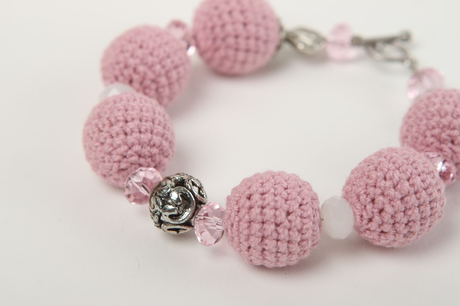 Handmade gehäkeltes Armband Designer Schmuck Frauen Accessoire rosa niedlich foto 3