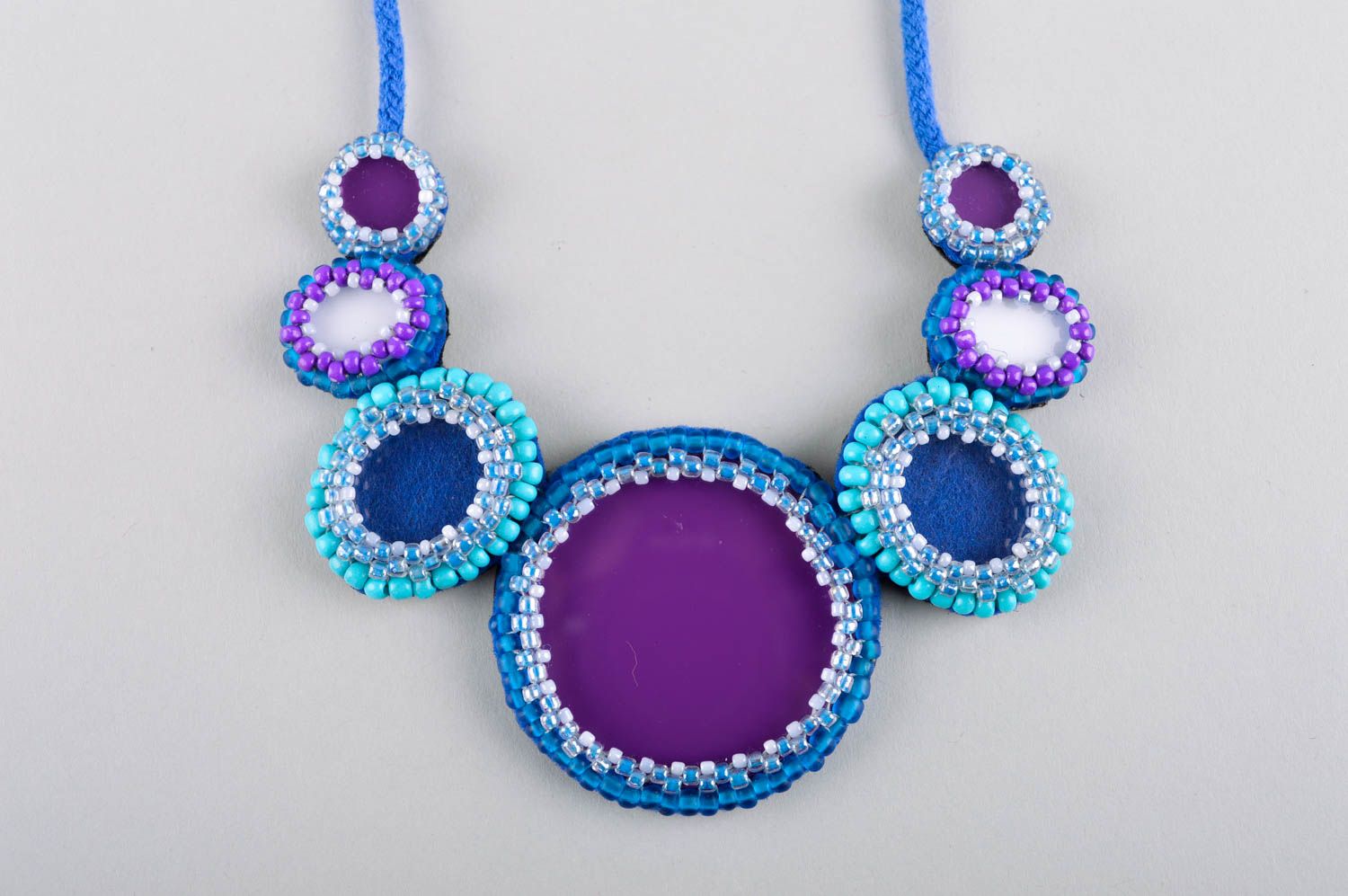 Collar original con abalorios azules bisutería artesanal regalo para mujer foto 3