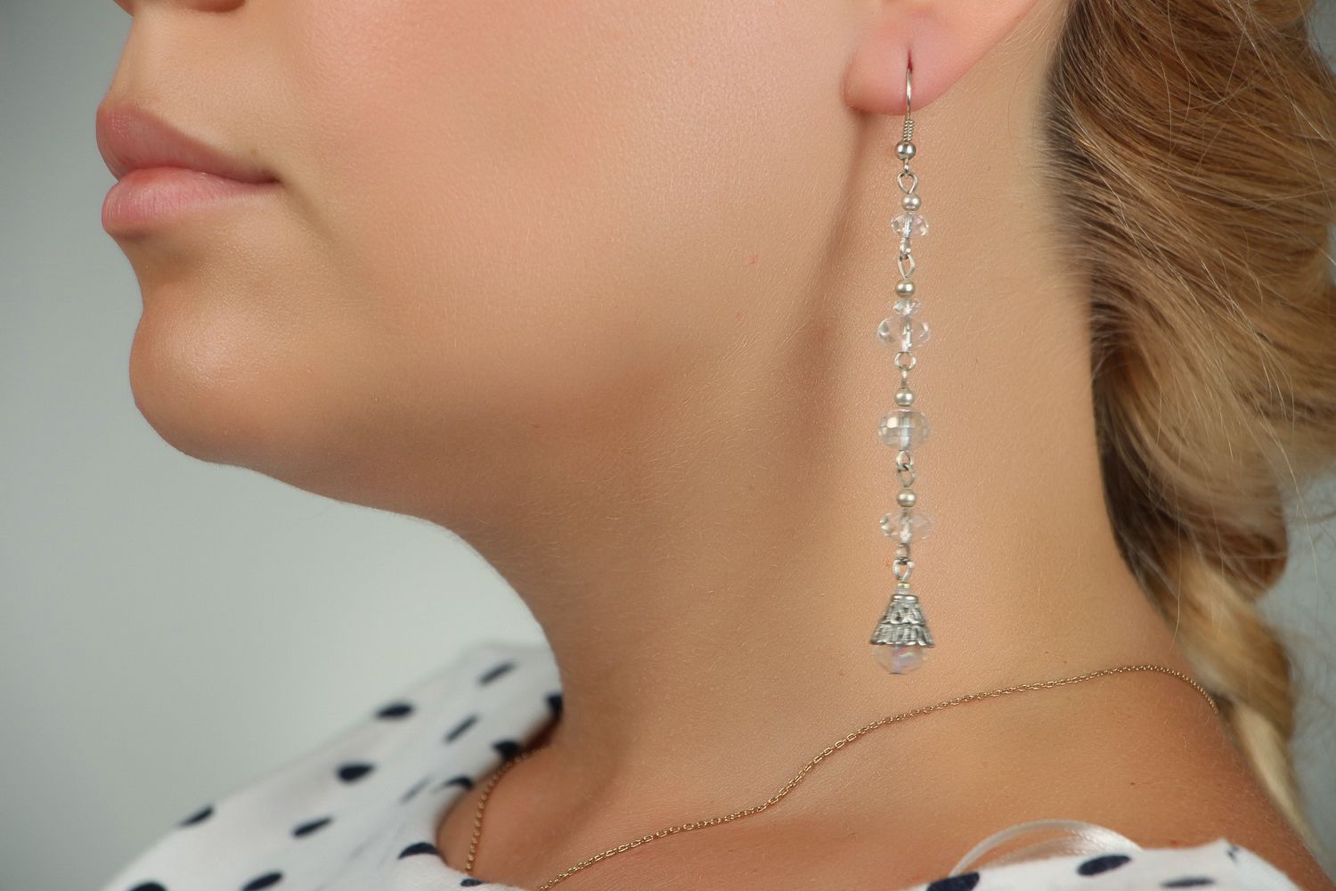 Long earrings with crystal beads photo 5