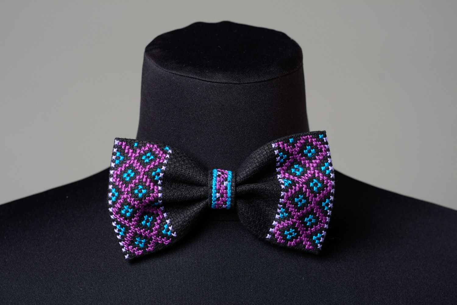 Handmade black bow tie sewn of fabric and decorated with embroidery for men photo 1