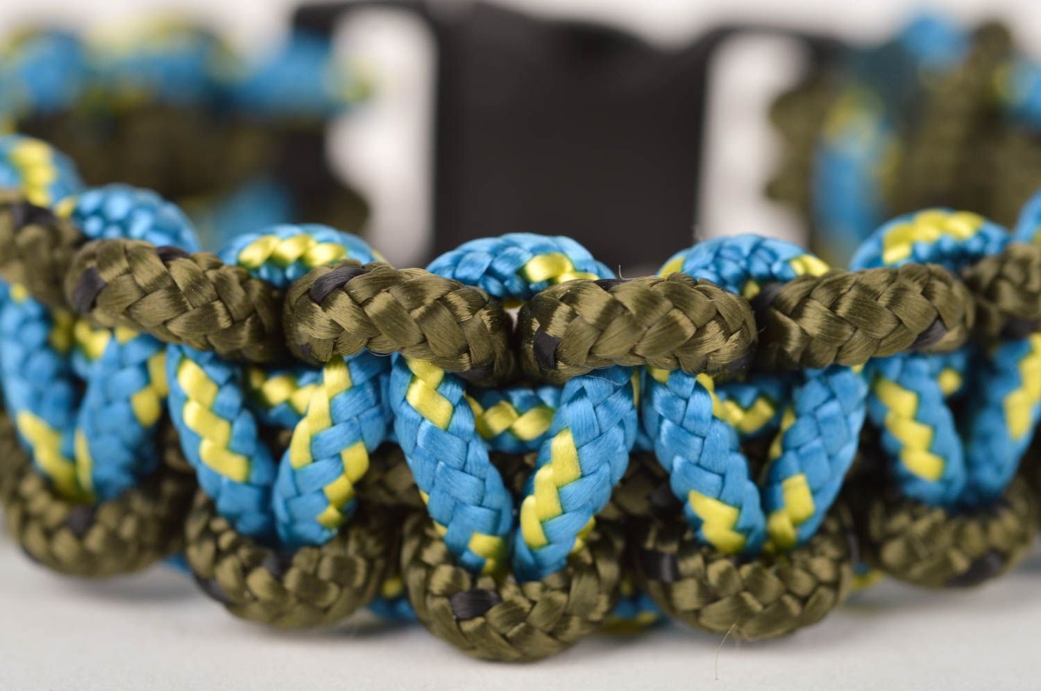 Unusual handmade paracord bracelet survival bracelet fashion tips small gifts photo 4