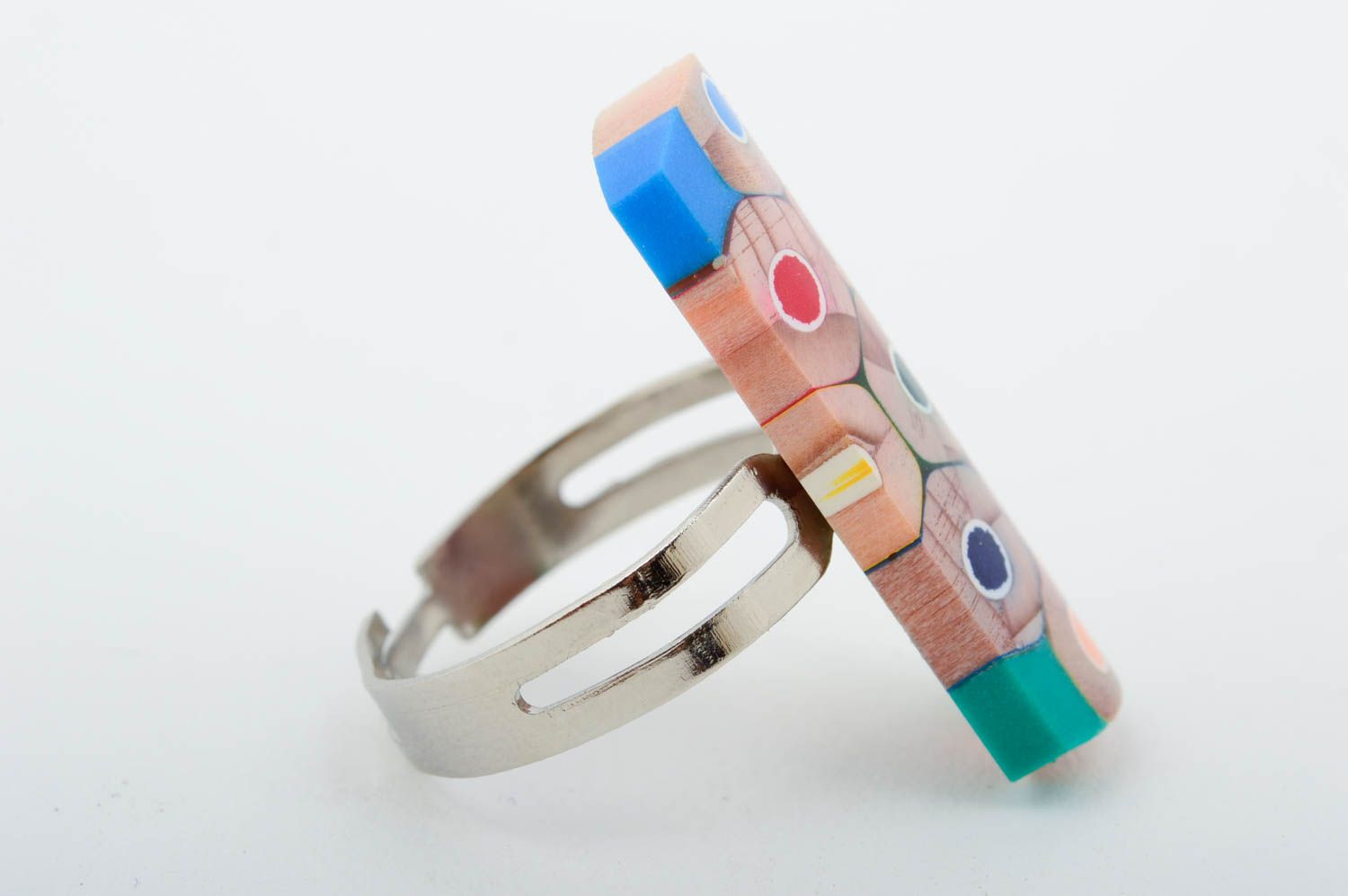 Кольцо из карандашей ручной работы оригинальное кольцо кольцо из дерева фото 4