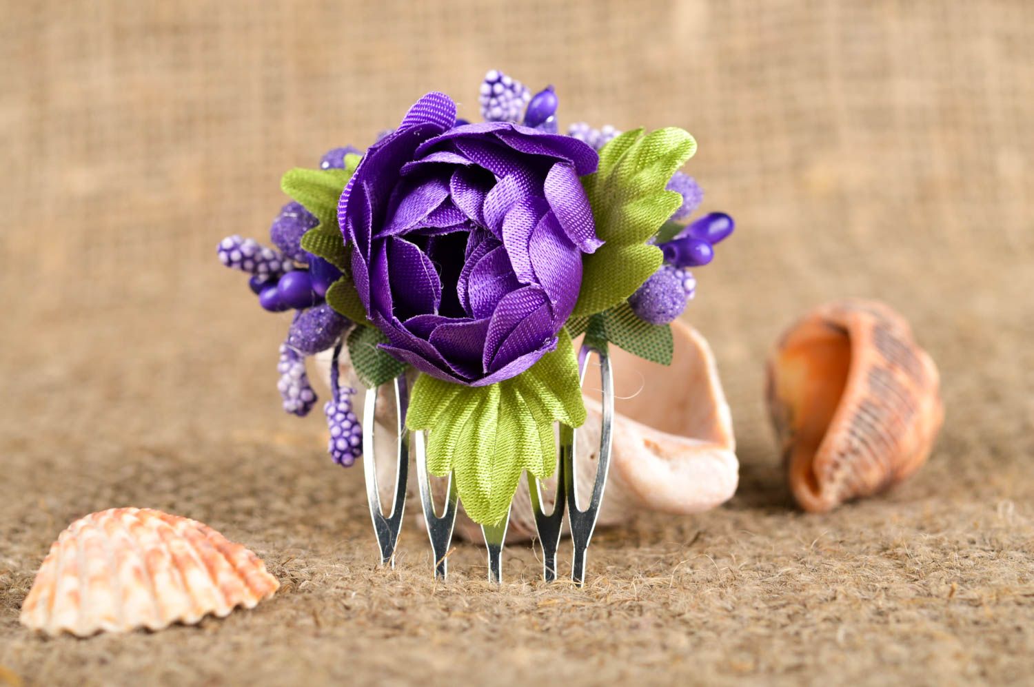 Peigne cheveux fait main Accessoire cheveux fleurs violettes Cadeau femme photo 1