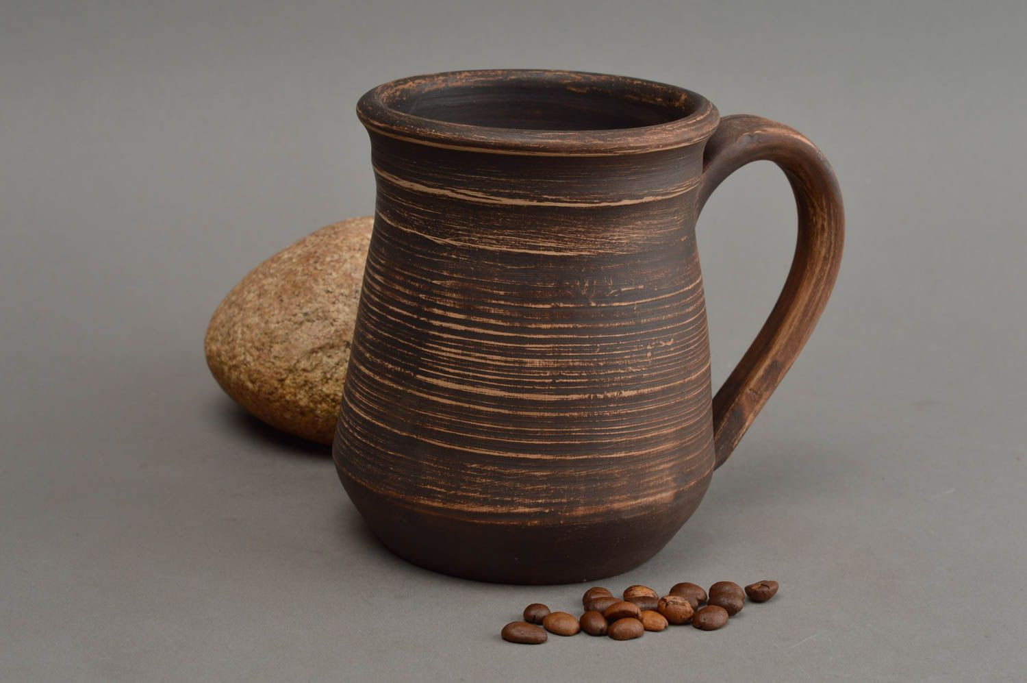 XXL 16 oz brown natural clay lead-free cup in rustic style with handle photo 1
