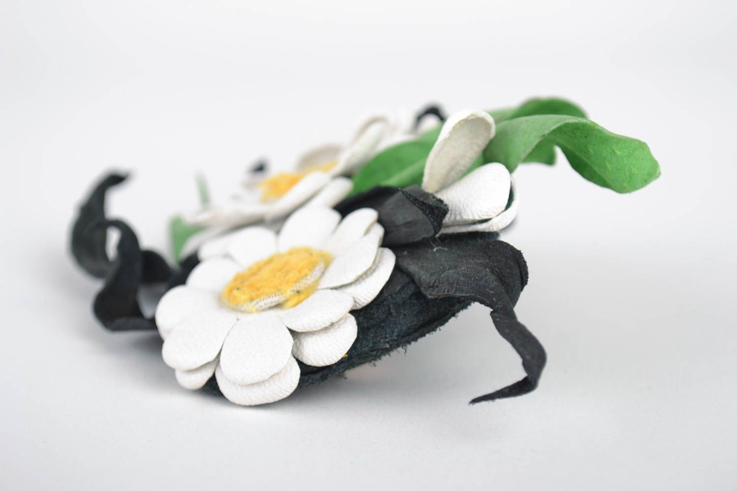 Haarspange Blume handmade hochwertiger Modeschmuck Accessoire für Haare weiß foto 5