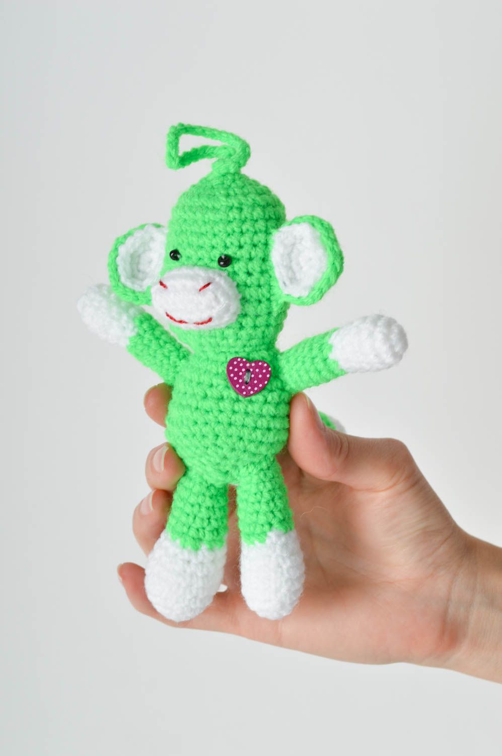 Jouet singe fait main Déco maison vert tricoté au crochet Cadeau original photo 5