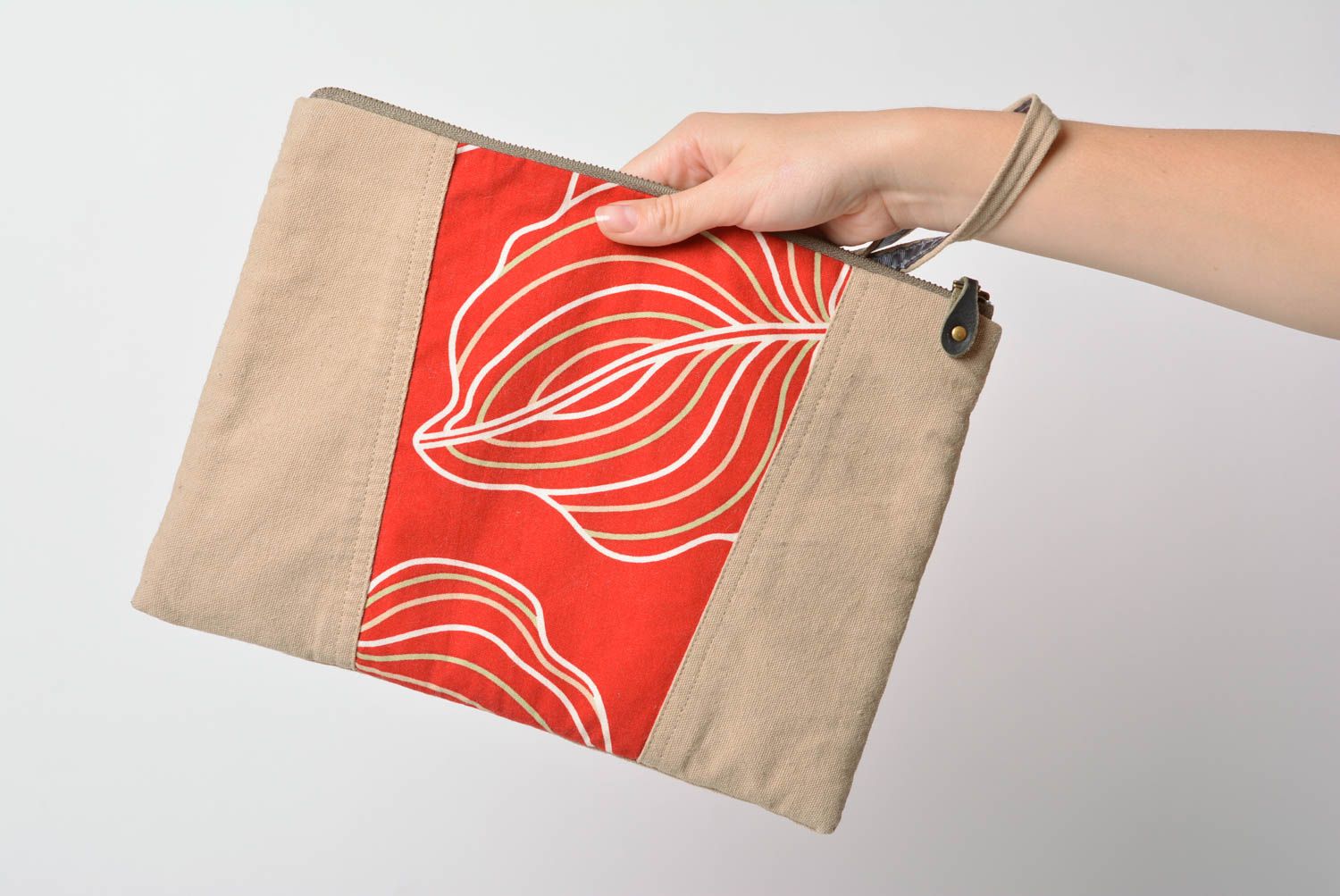 Joli sac pochette original fait main avec imprimé en tissu de coton et jean photo 1