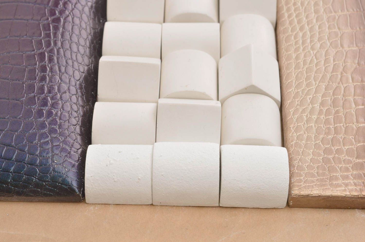 Мозаика из гипса белая ручной работы плитка из гипса рифленая декор для дома фото 1