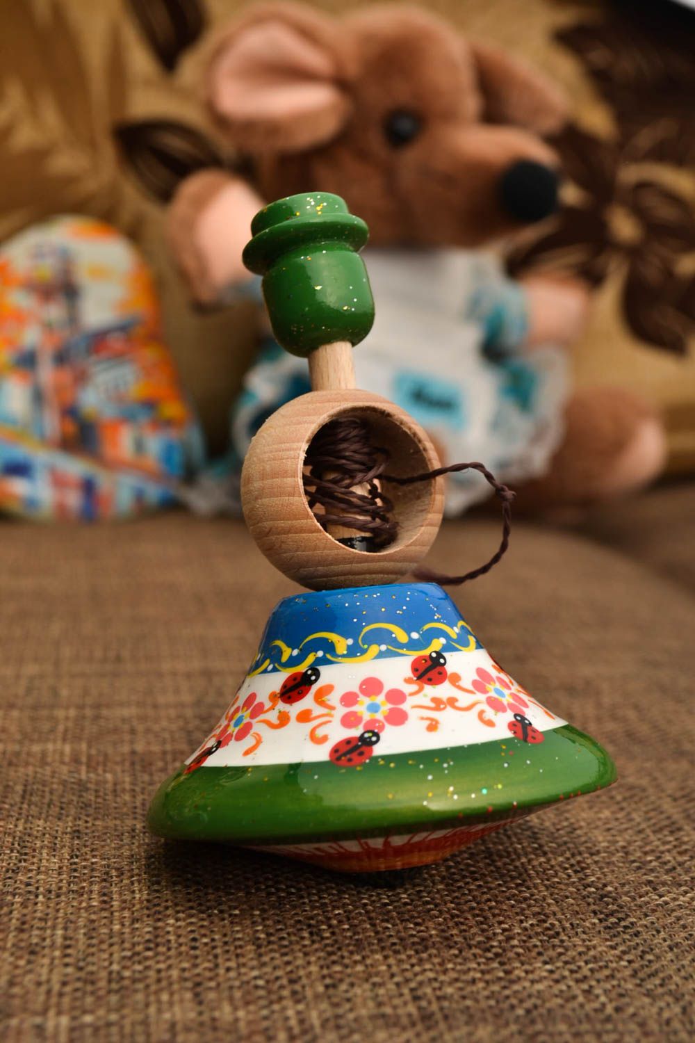Игрушка ручной работы игрушка из дерева юла игрушка маленькая оригинальная фото 2