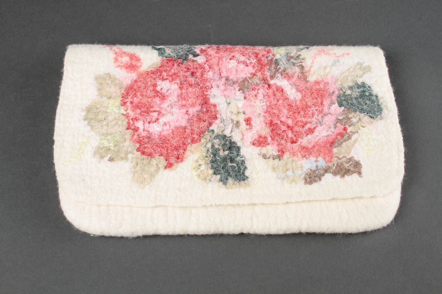 Handmade Tasche aus Wolle Mode Accessoire Tasche für Damen weiß mit Blumen foto 2