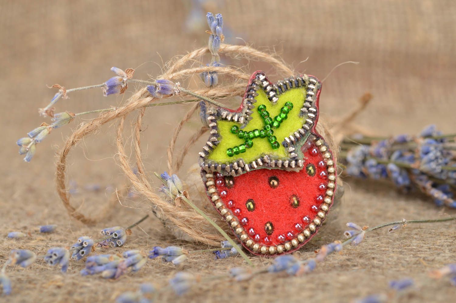 Brooch handmade designer jewelry brooches and pins womens accessories photo 1