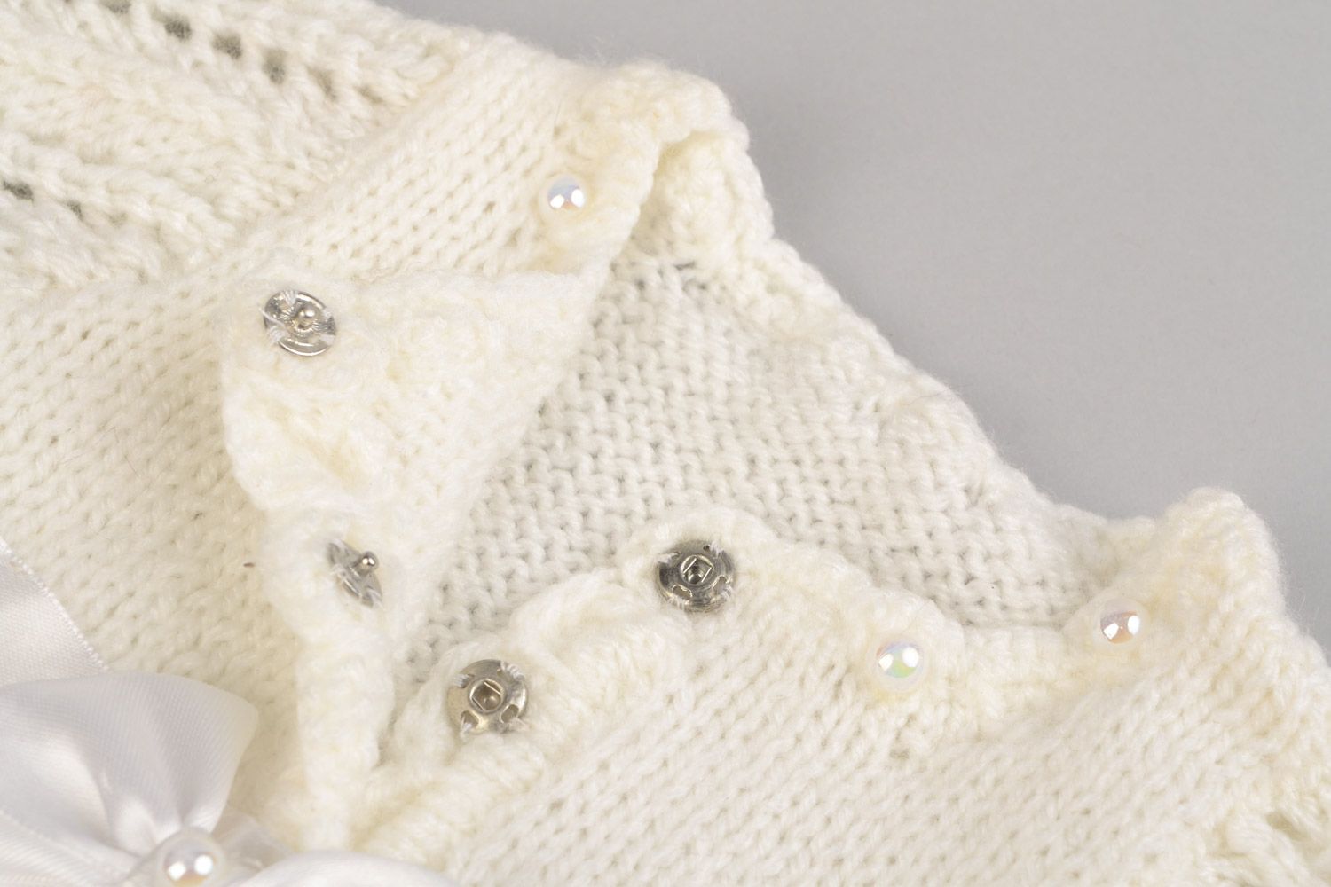 Robe tricotée pour bébé fille fils acryliques blancs boutons-pression faite main photo 3
