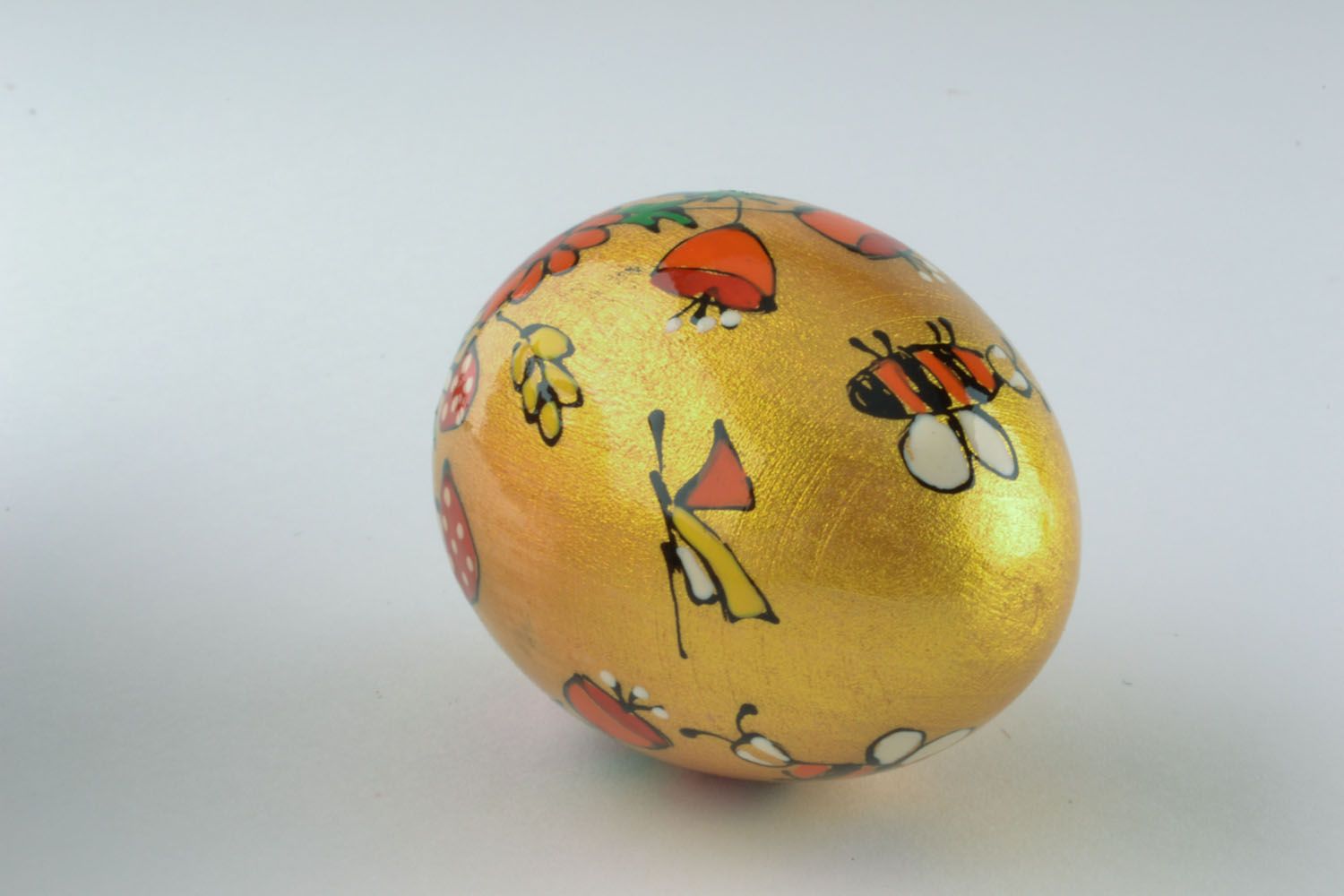 Homemade painted egg photo 4