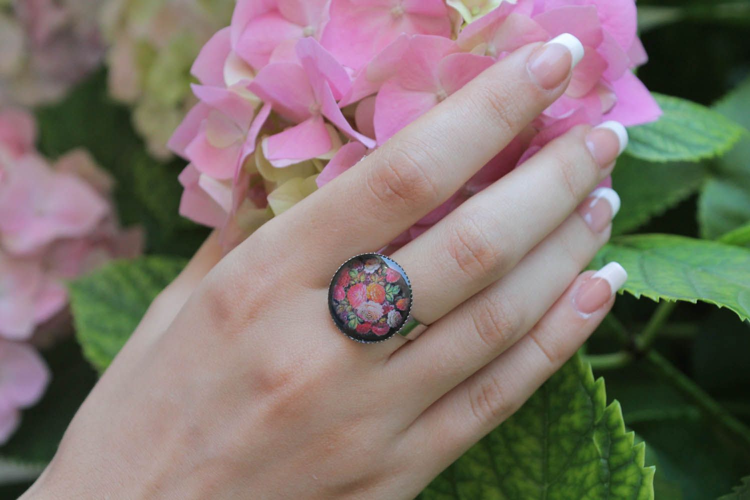 Vintage Ring mit Blumenmuster foto 5