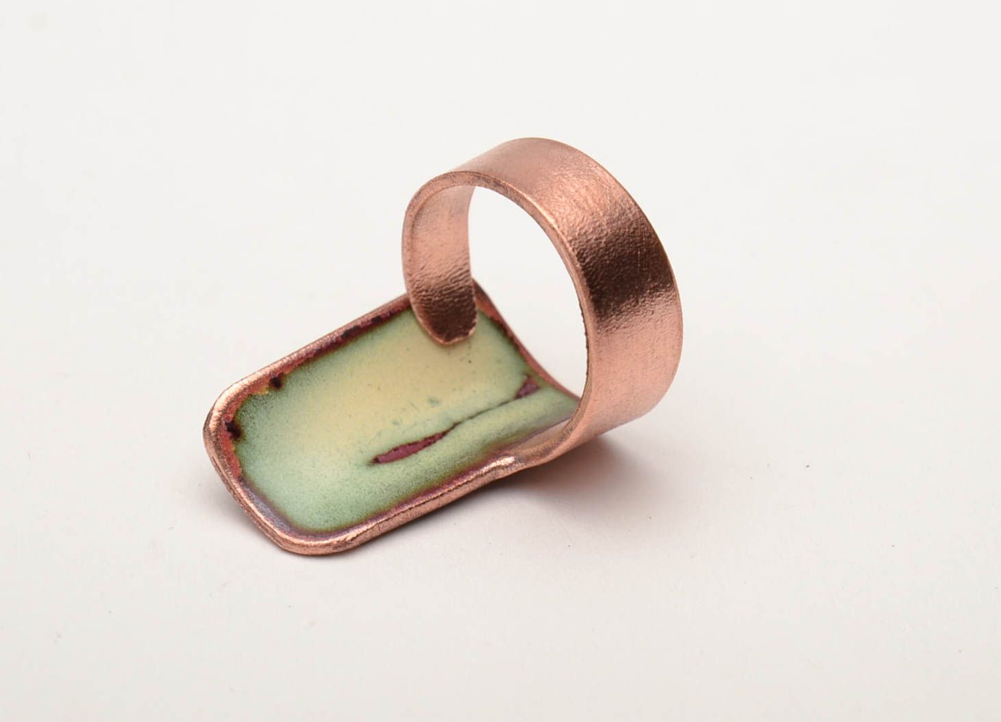 Перстень из меди кольцо с горячей эмалью фото 4