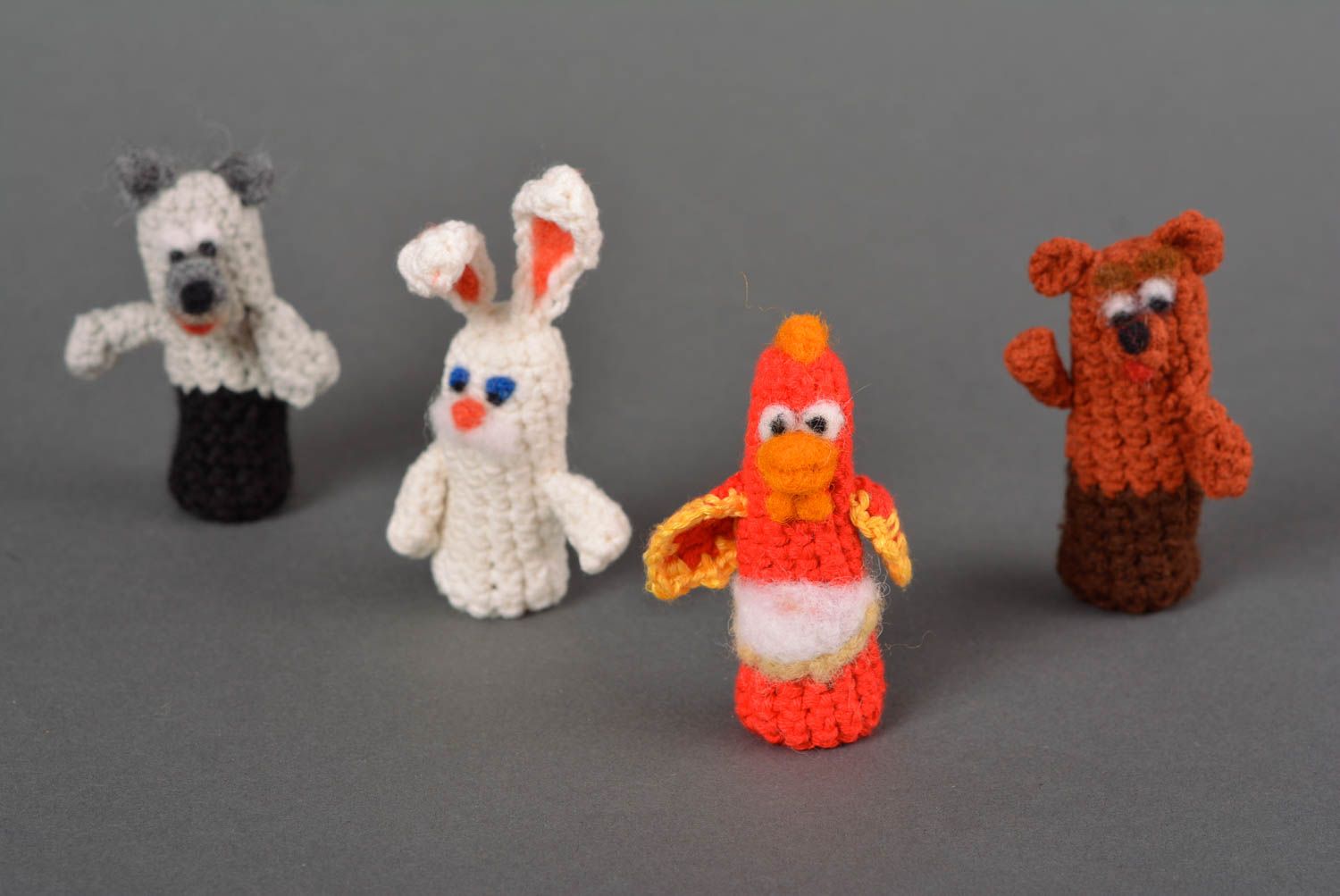 Marionnette doigt fait main Jouet tricoté au crochet oiseau Cadeau enfant orange photo 4