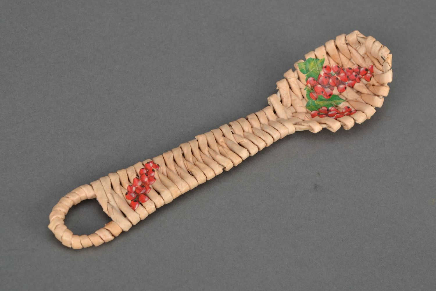 Декоративная ложка из бумажных трубочек декупаж Калина фото 1