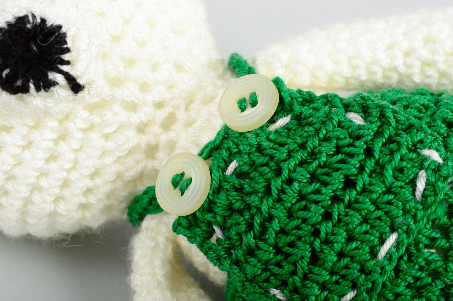 Doudou lapin blanc fait main Jouet tricot au crochet Cadeau enfant original photo 4