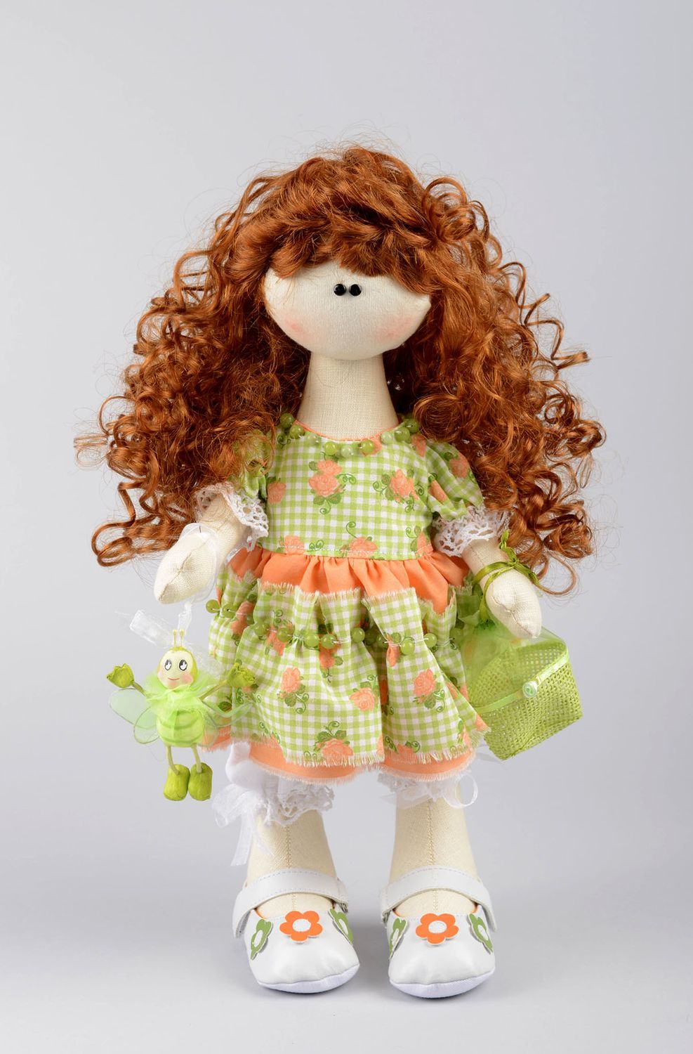 Muñeca de tela hecha a mano juguete decorativo regalo original para niña foto 1