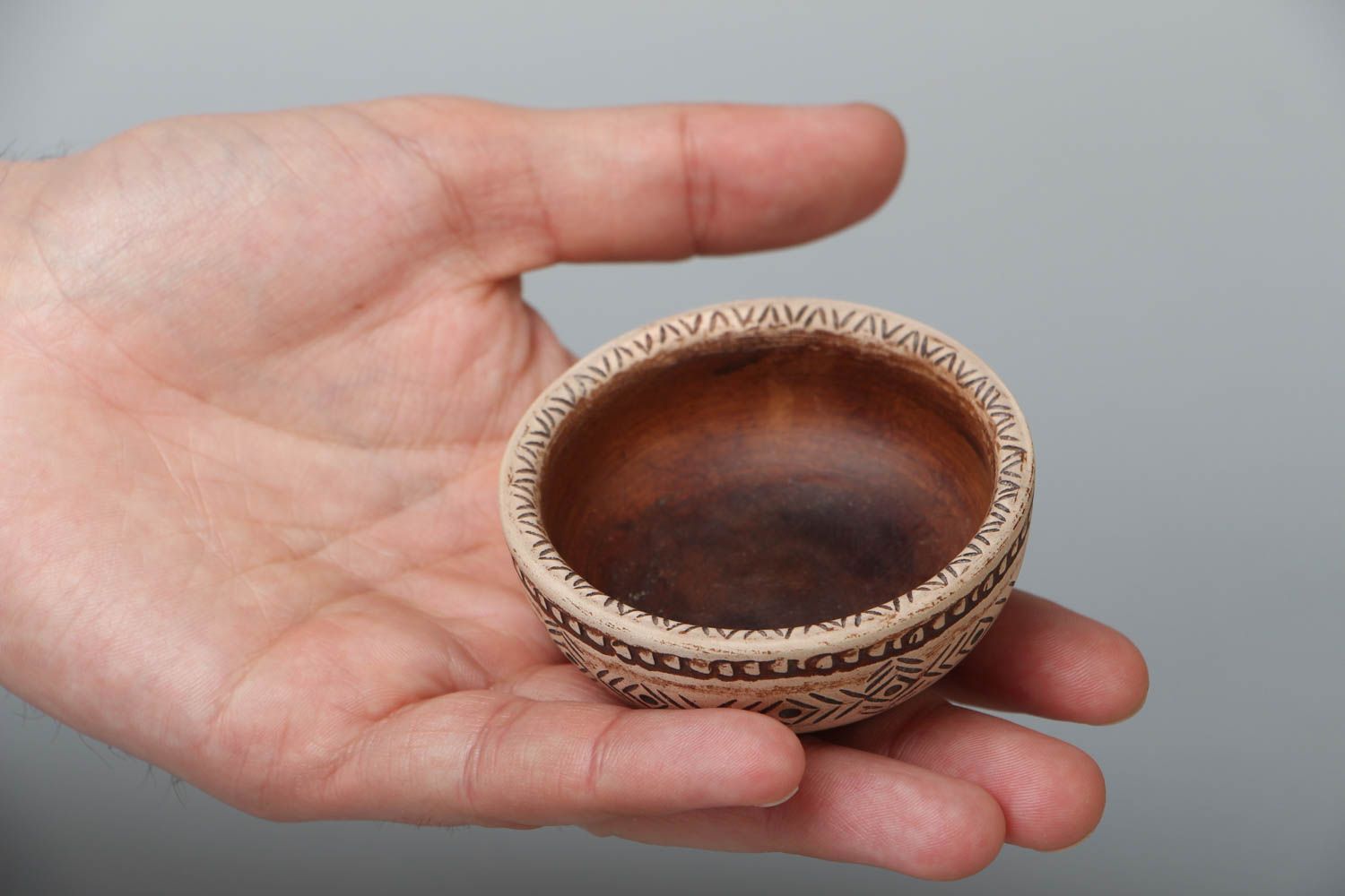 Small clay bowl photo 4