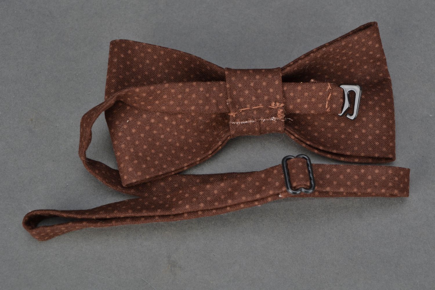 Brown bow tie photo 4