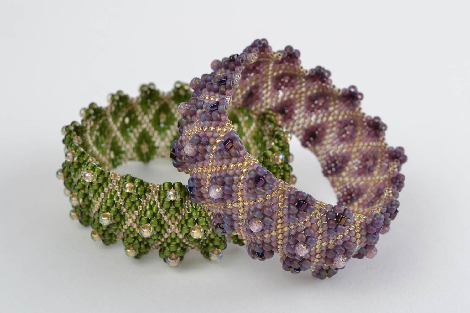 Armbänder Modeschmuck handmade Designer Schmuck Frauen Accessoires grün lila foto 5