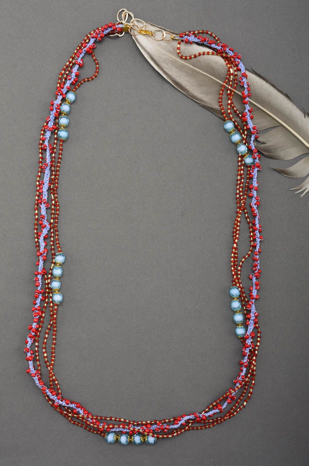Collier en perles de rocaille Bijou fait main rouge-bleu Cadeau pour femme photo 1