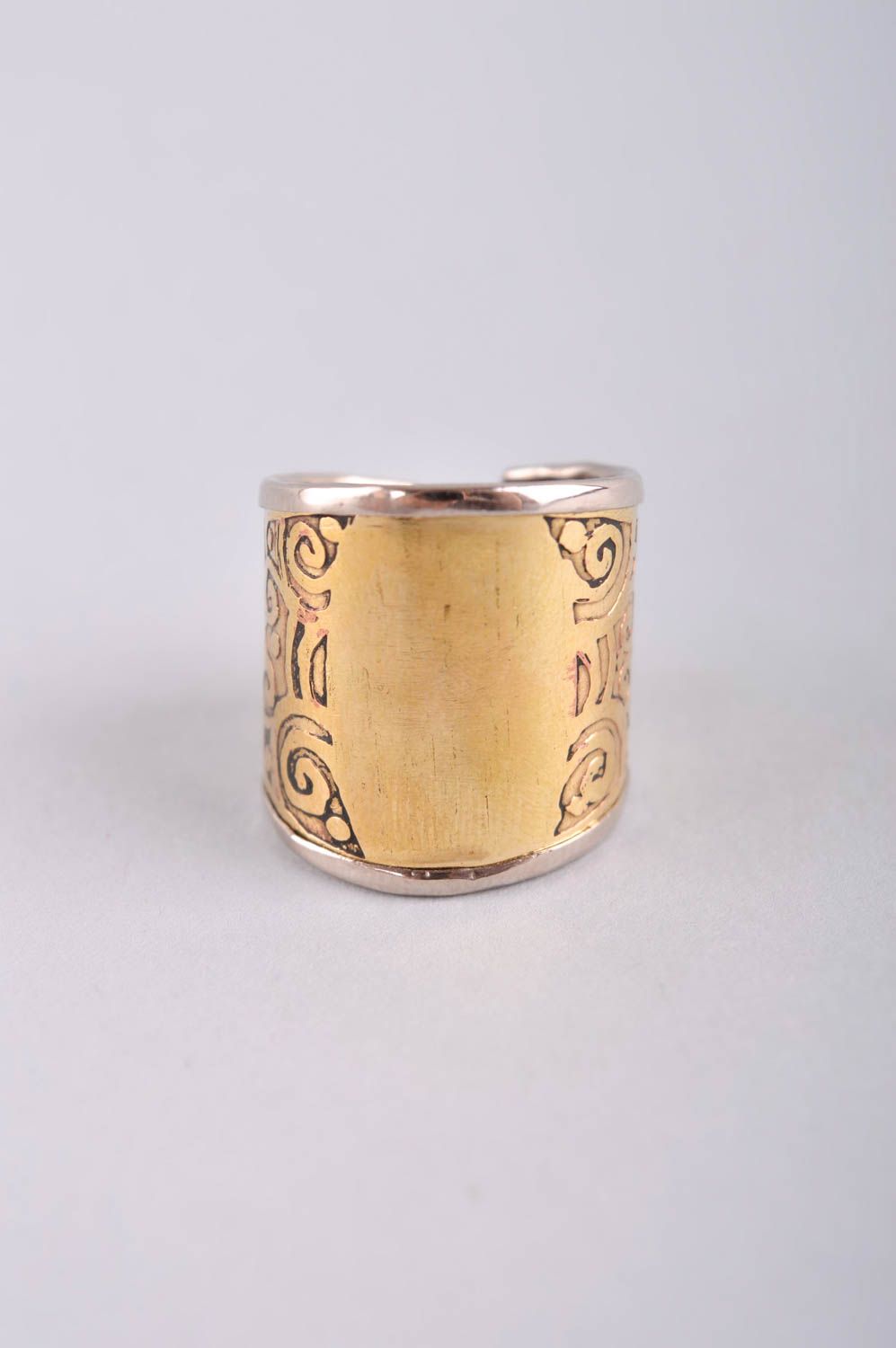 Кольцо ручной работы кольцо из мельхиора широкое металлическое украшение фото 3