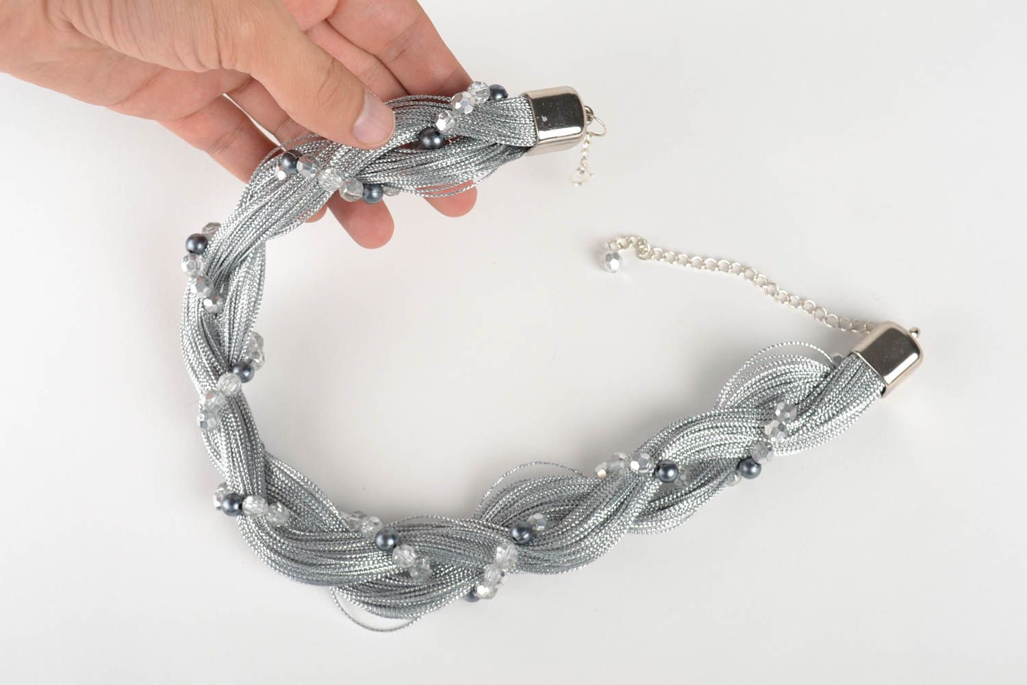 Collier tresse Bijou fait main Accessoire femme massif gris avec perles photo 5