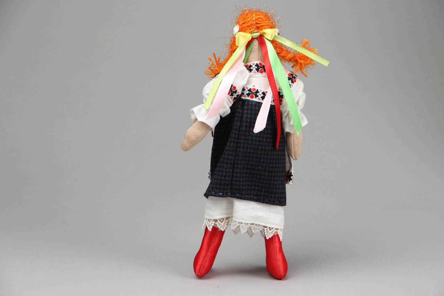 Интерьерная кукла текстильная Украиночка фото 3