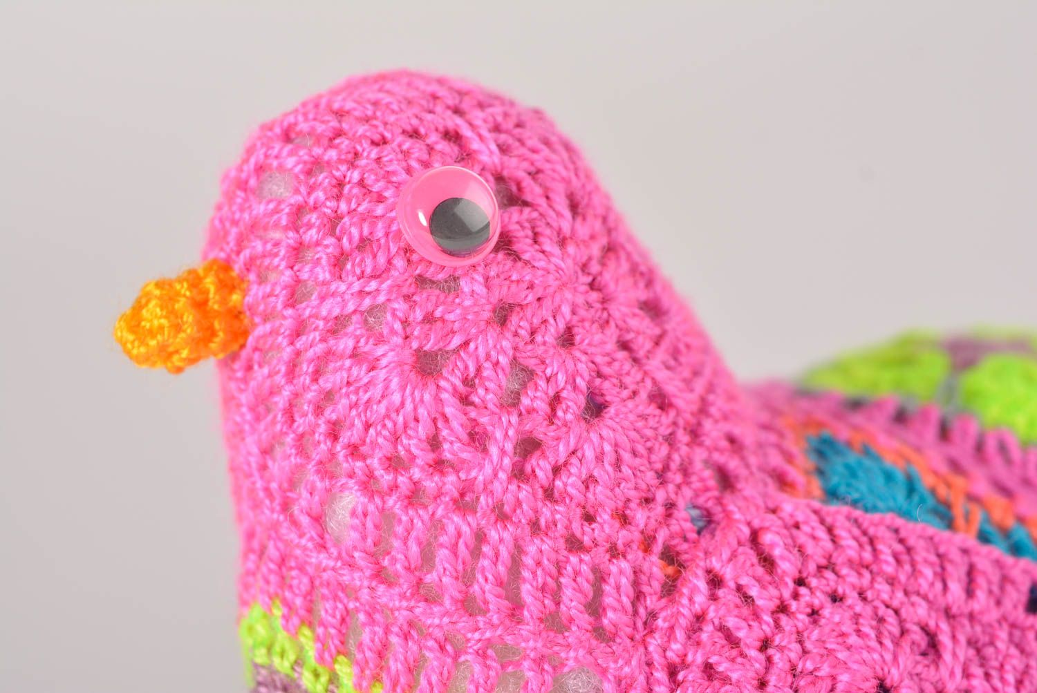 Jouet oiseau rose fait main Peluche au crochet original à motif Cadeau enfant photo 2