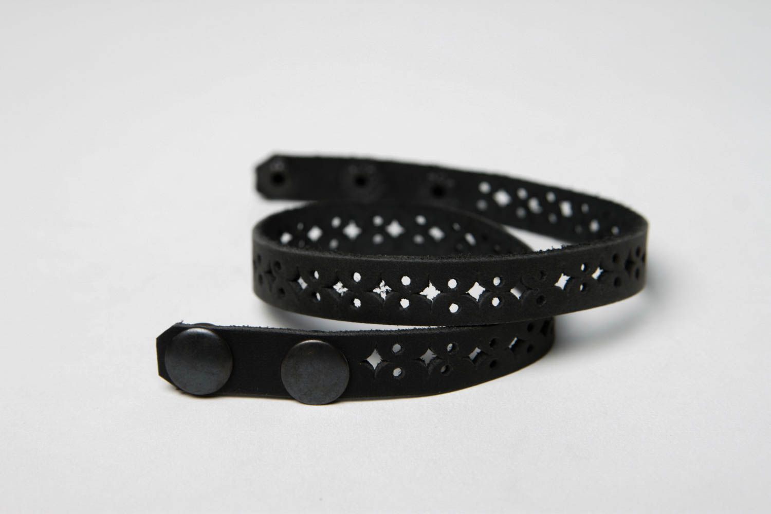 Bracelet cuir Bijou fait main noir mode Accessoire en cuir design original photo 3