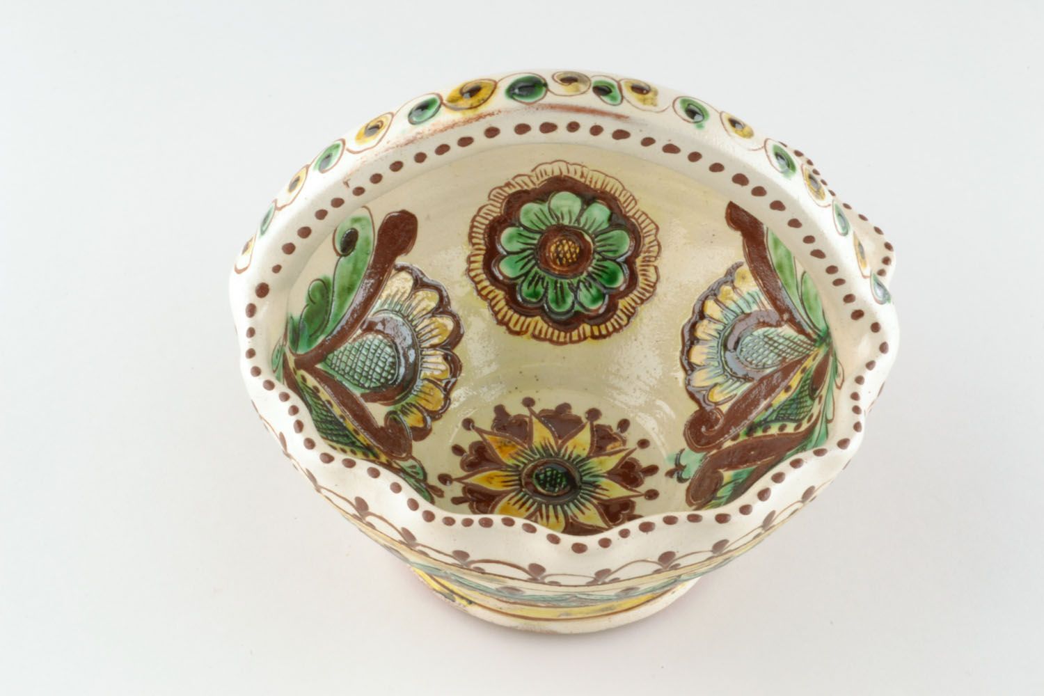 Ceramic candy bowl with paintings photo 4