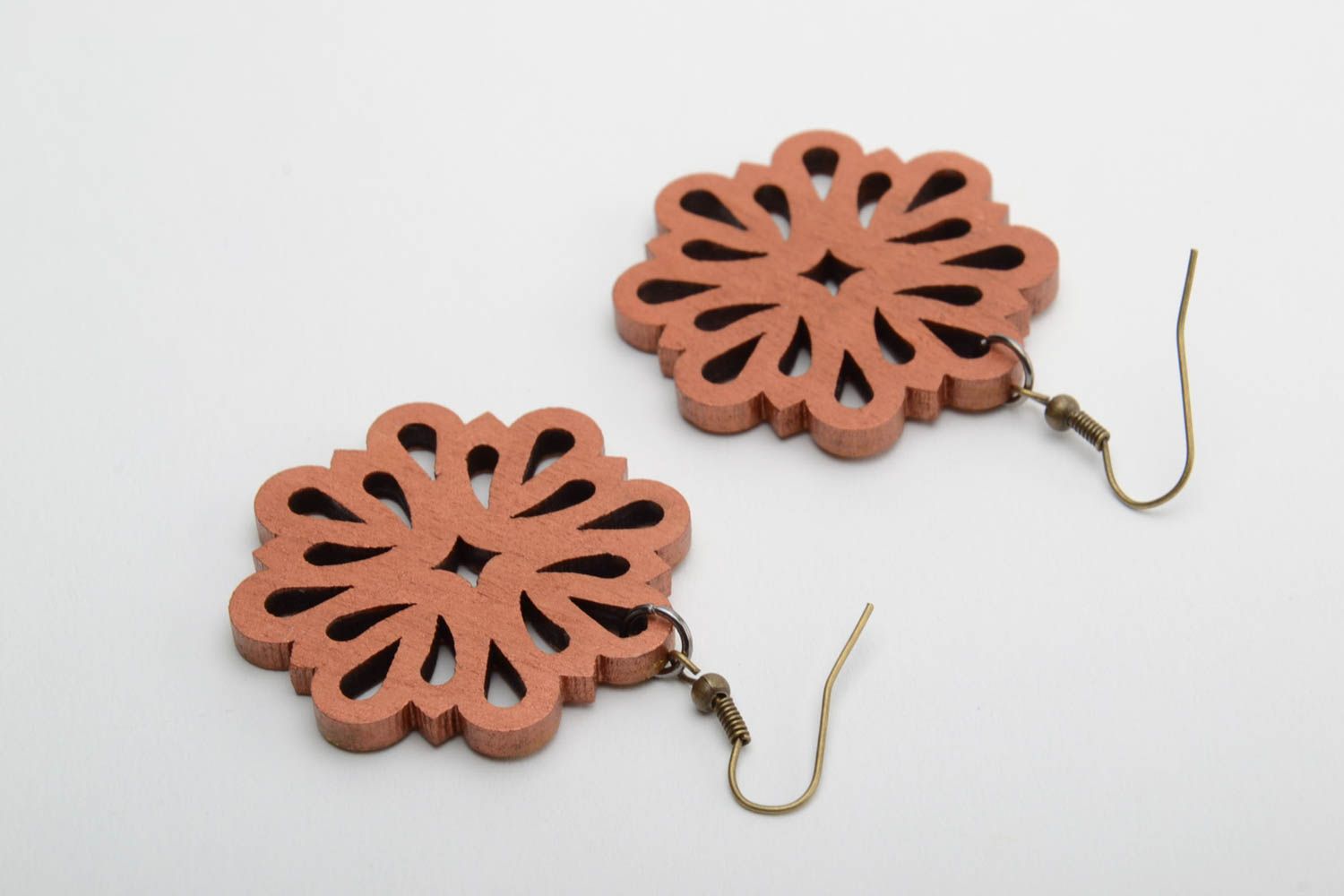 Handmade designer lacy dangling plywood earrings in the shape of flowers photo 4