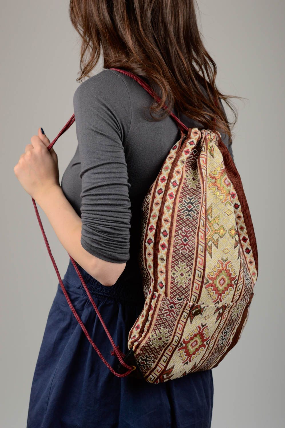 Женский рюкзак ручной работы рюкзак из ткани сумка рюкзак большой с узорами фото 2